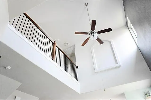 3908 Kennedy Grace Ln — Photo 9