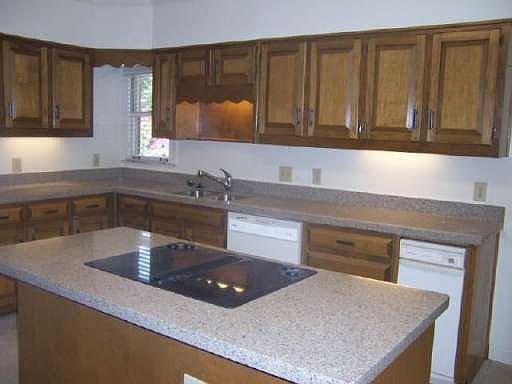 5th image of 10085 Fairway Village Dr