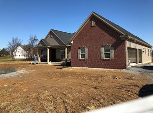 9 Chateau Cir, Wrightsville, PA 17368