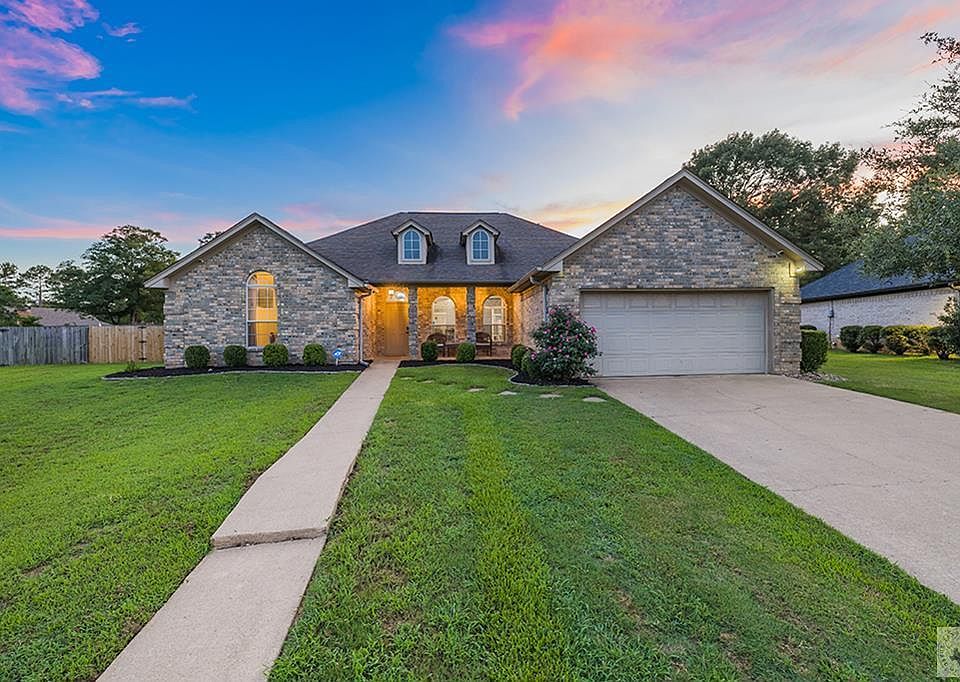 1st image of 7502 Palisades Dr
