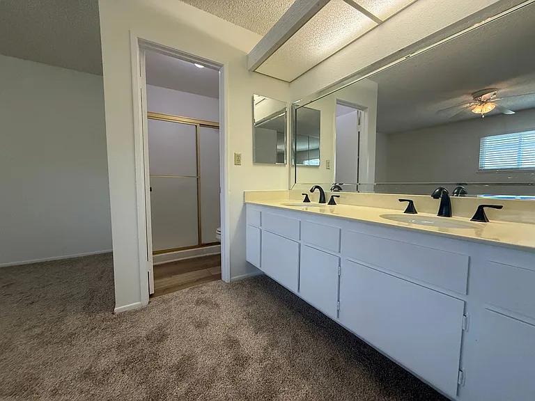 22210 James Alan Cir #8 — Photo 19
