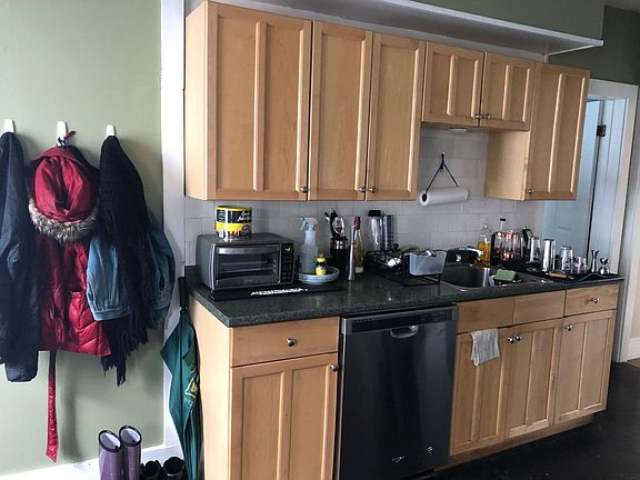 2nd image of 127 1/2 De Pasquale Ave #2
