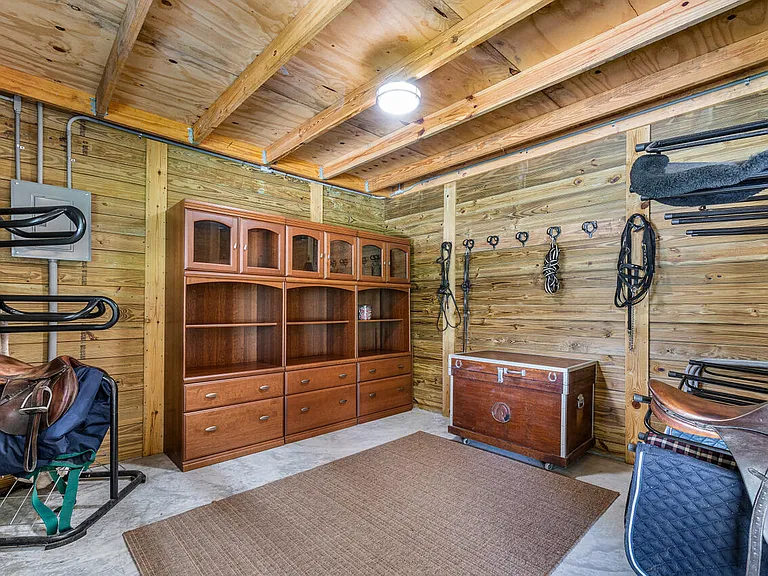 1835 Stallion Dr #STALLS — Photo 3
