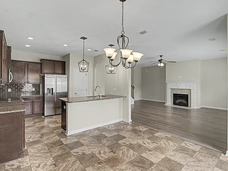 16 Cassels Ct — Photo 9