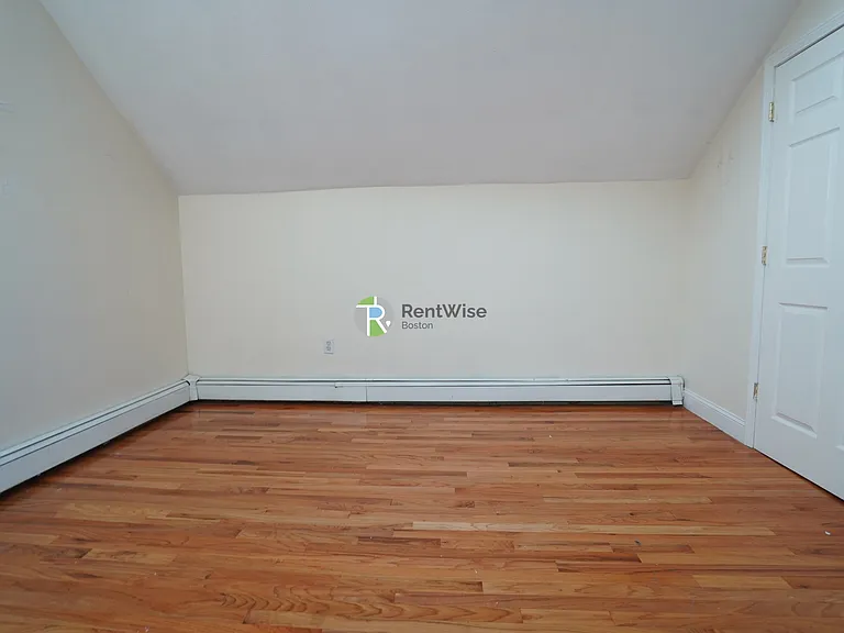 47 School St — Photo 11