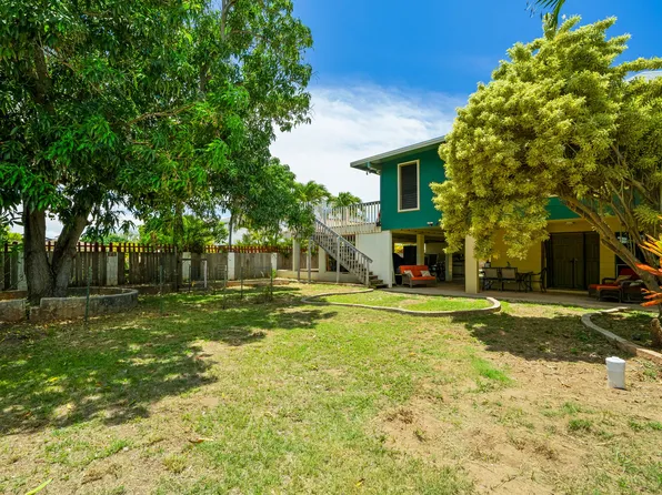 8562 Elepaio Rd #B, Kekaha, HI 96752