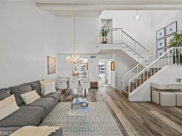 8720 Meadow Brook Ave Unit B, Garden Grove, CA 92844