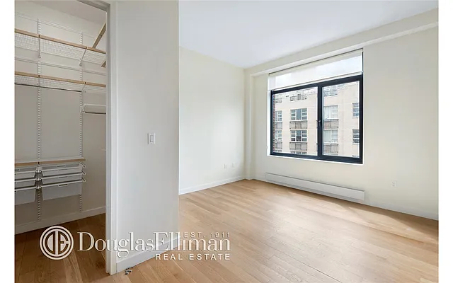 Rented by Douglas Elliman | media 29