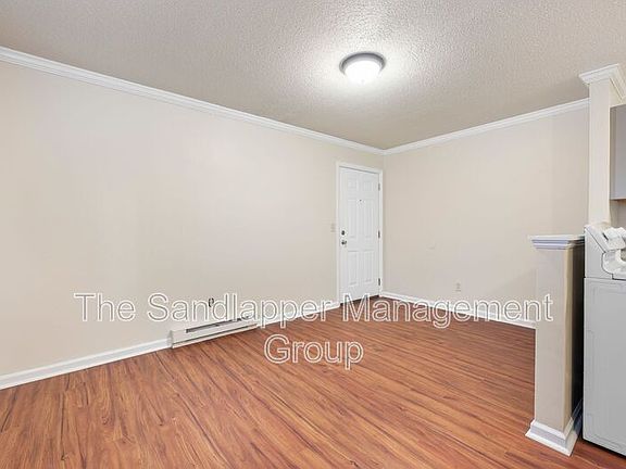 2nd image of 4133 Saint Johns Ave APT 1