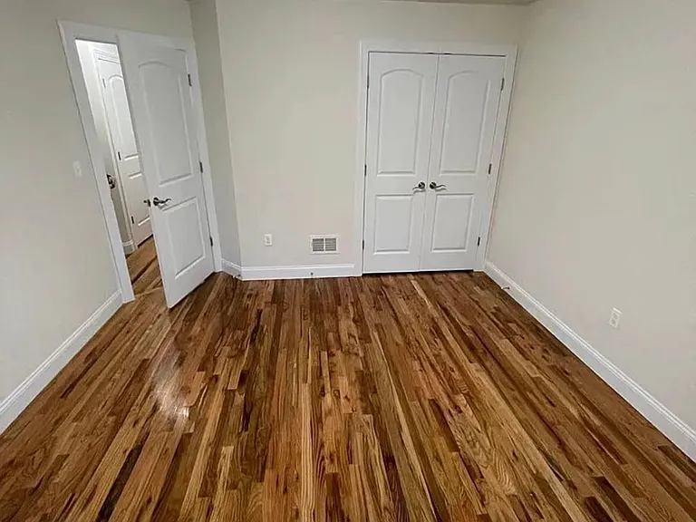501 Gower St #2 — Photo 11