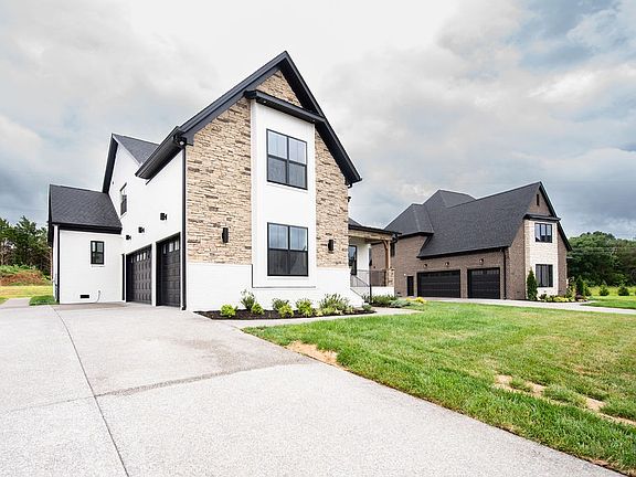 5th image of 2928 Carisbrooke Dr Lot 171