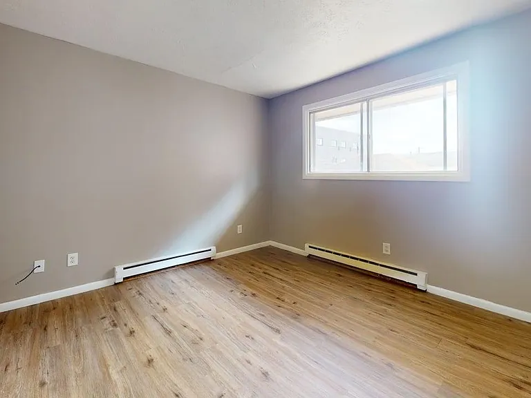 1238 Logan Ave NW — Photo 1