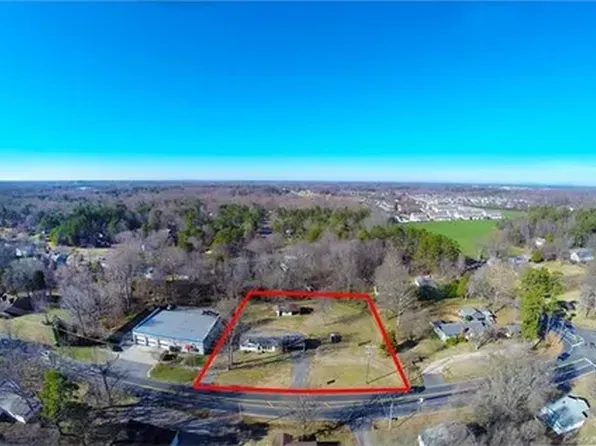 (undisclosed Address), Huntersville, NC 28078