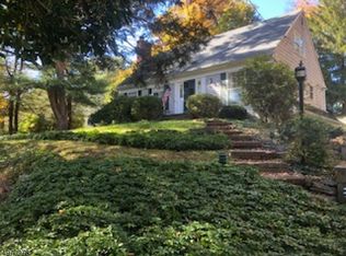 58 Old Army Rd, Bernardsville, NJ 07924