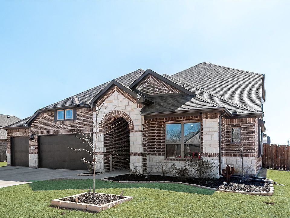 1st image of 561 Randys Way