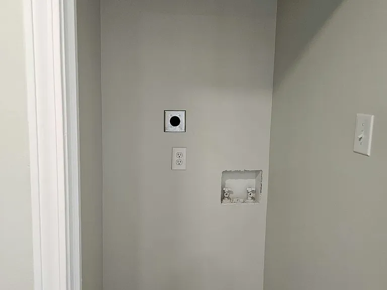 8709 Apricot St — Photo 26