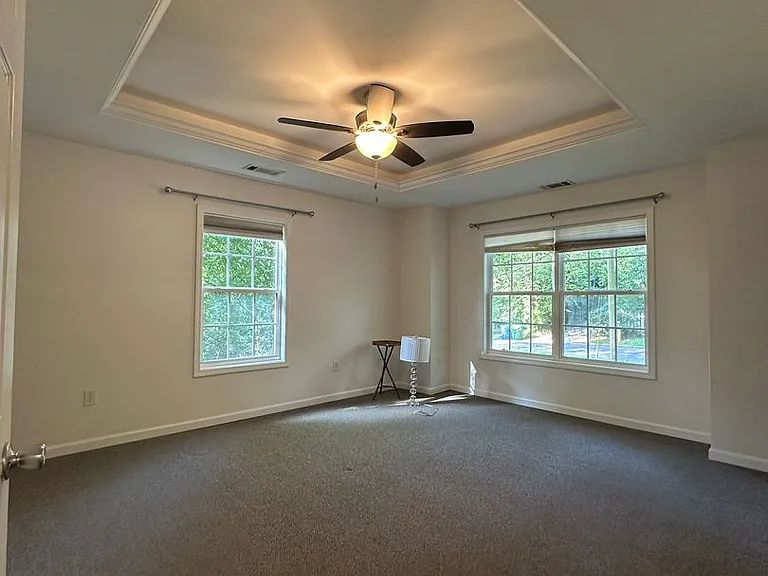 250 Hodgson Dr — Photo 31