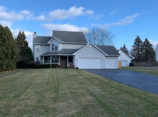 2035 Newman Rd N, Racine, WI 53406