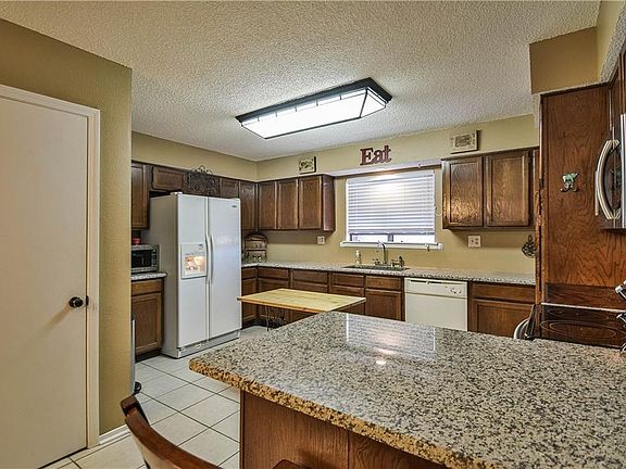 3rd image of 5414 Cortez Dr