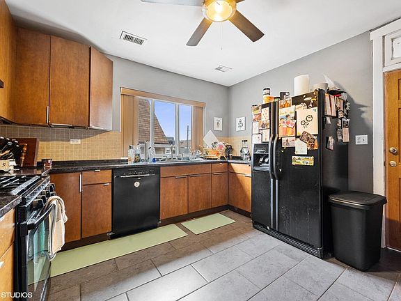 4th image of 2438 N Campbell Ave #2