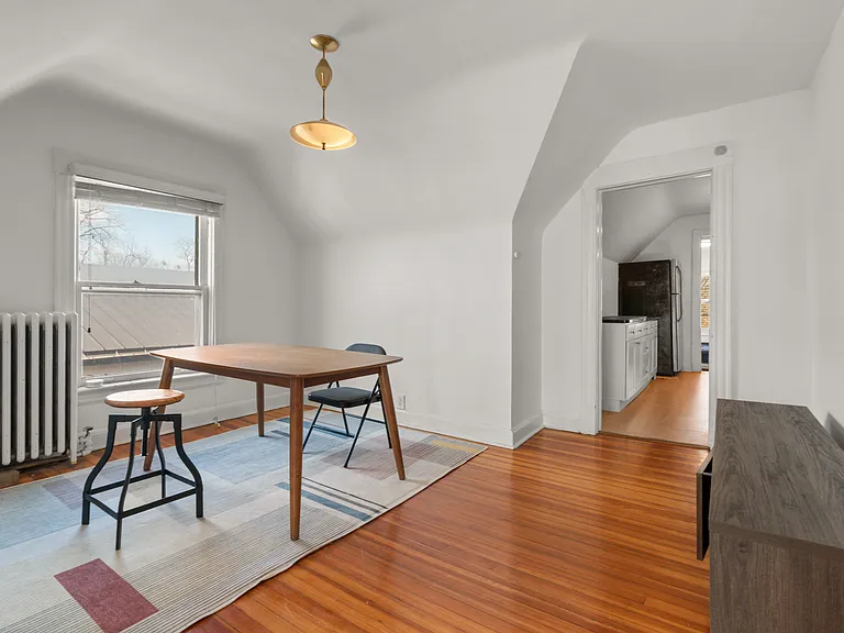 1121 Leonard Pl #3 — Photo 5