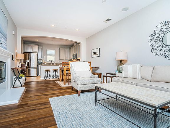 5th image of 2556 Escala Cir