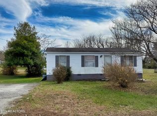 712 E Fir St, La Follette, TN 37766