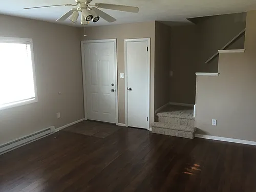 8 Daisy Ln #1 Photo 1