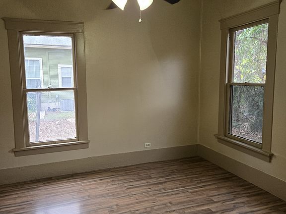 4th image of 801 Denver Blvd