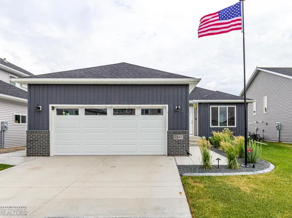 7441 17th St S, Fargo, ND 58104
