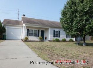 3817 Crusader Dr, Hope Mills, NC 28348