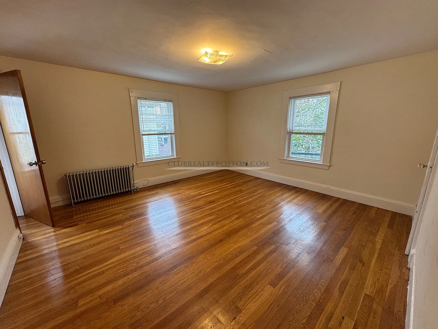 2 Oneil Pl — Photo 2