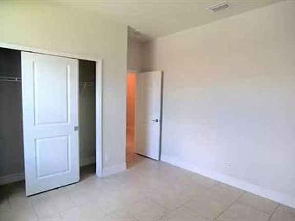 4th image of 1035 San Cristobal Ave