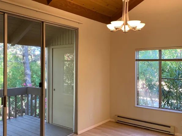 520 Cypress Point Dr #520, Mountain View, CA 94043
