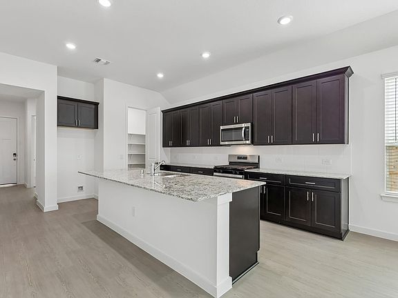 7th image of this home