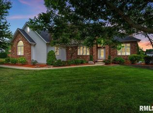 508 Worthington Chase, Sherman, IL 62684