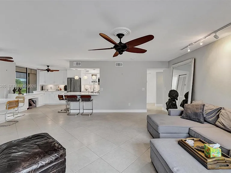 1430 Sheridan St #1G — Photo 12