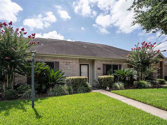 2nd image of 7775 Pecan Dr