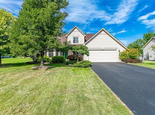 287 Sunny Mill Ln, Rochester, NY 14626