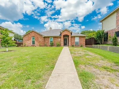 209 Havenwood Ln, Garland, TX, 75043