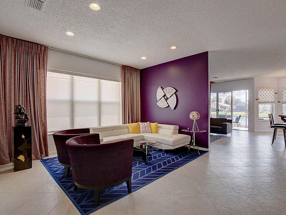 Home For Sale In Valencia Isles