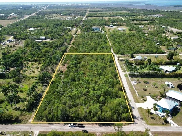 4031 Pine Tree Blvd, Saint James City, FL 33956