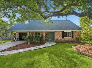 135 Shannon Dr, Mandeville, LA 70448