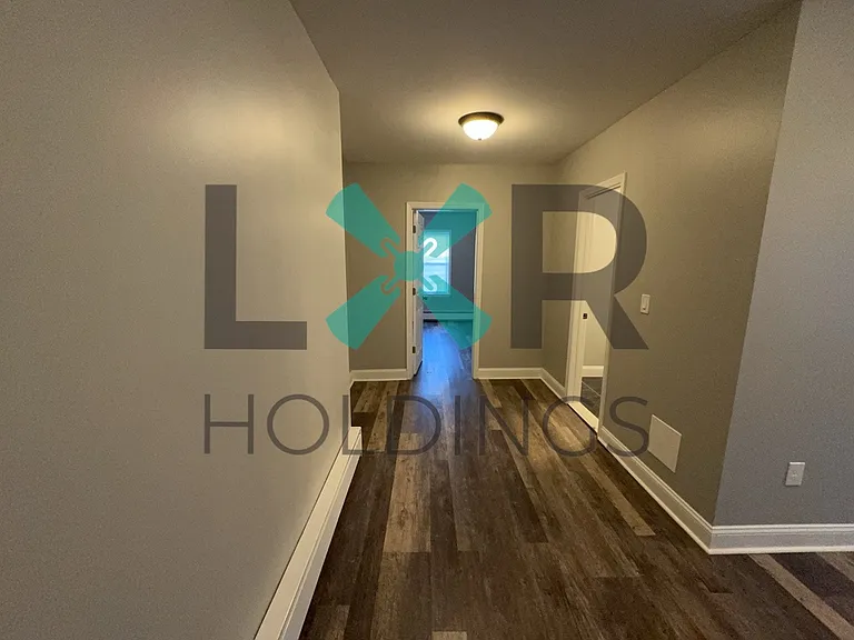 17 E Elm St #1 — Photo 13