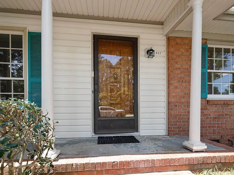 632 Rock Spring Rd — Photo 4