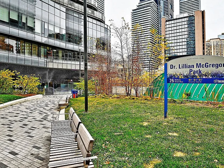 11 Wellesley St W #408 — Photo 24
