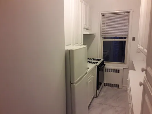 Rented by Chartwell Forest Hills Realty | media 6