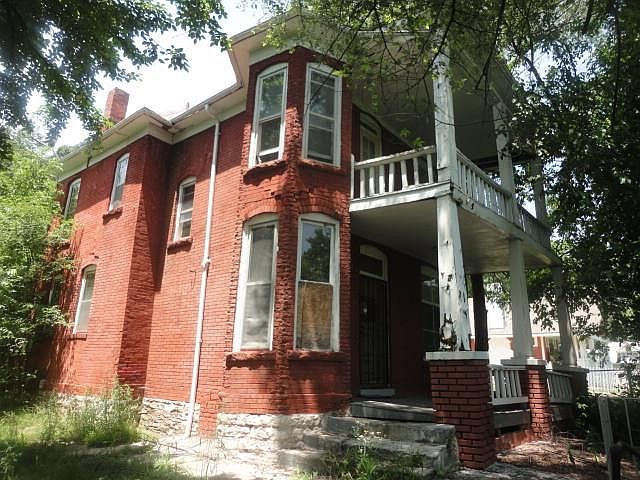 1st image of 2632 Elmwood Ave