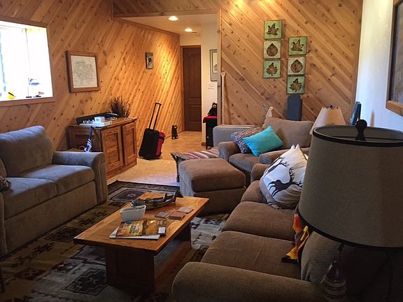 5th image of 115 Saint Clair Ct #2E