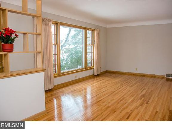 3rd image of 2842 Griggs St N